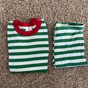 Hanna Anderson Unisex kids Green and White stripe pajamas sz US12